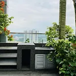 13-Revo, Aurora, Pavilion
