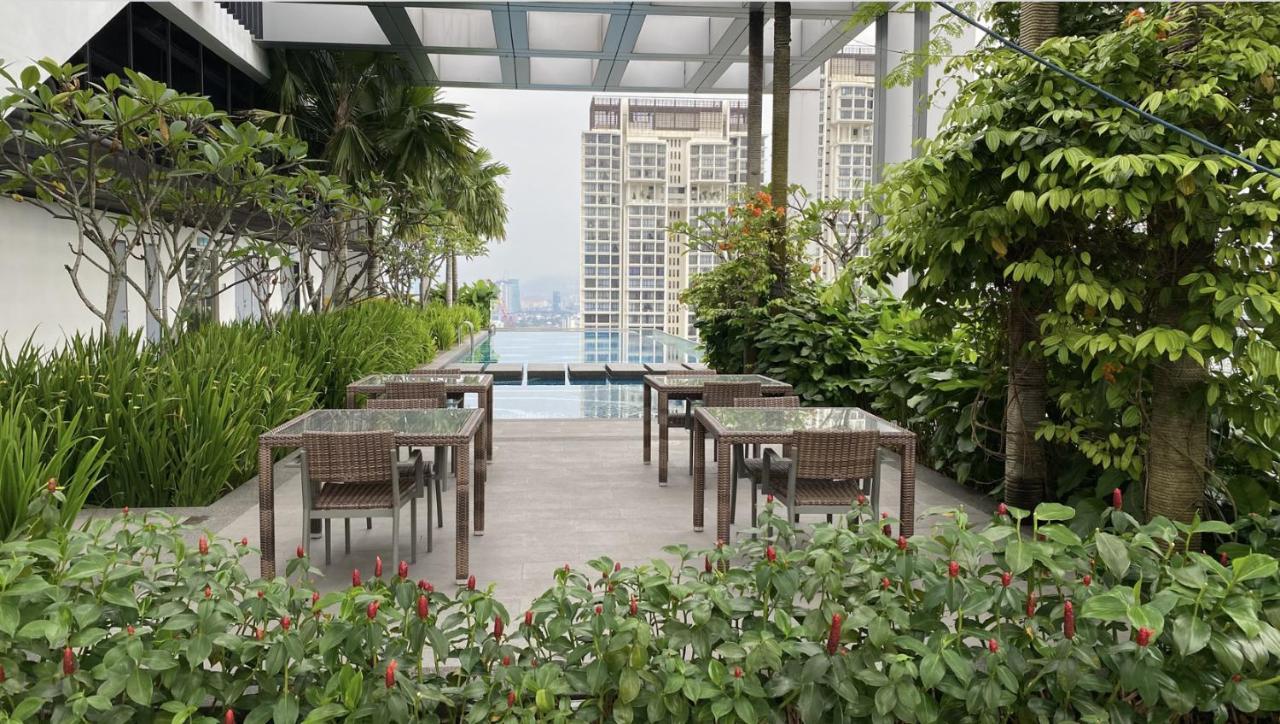 Apartamento 13-revo, Aurora, Pavilion *